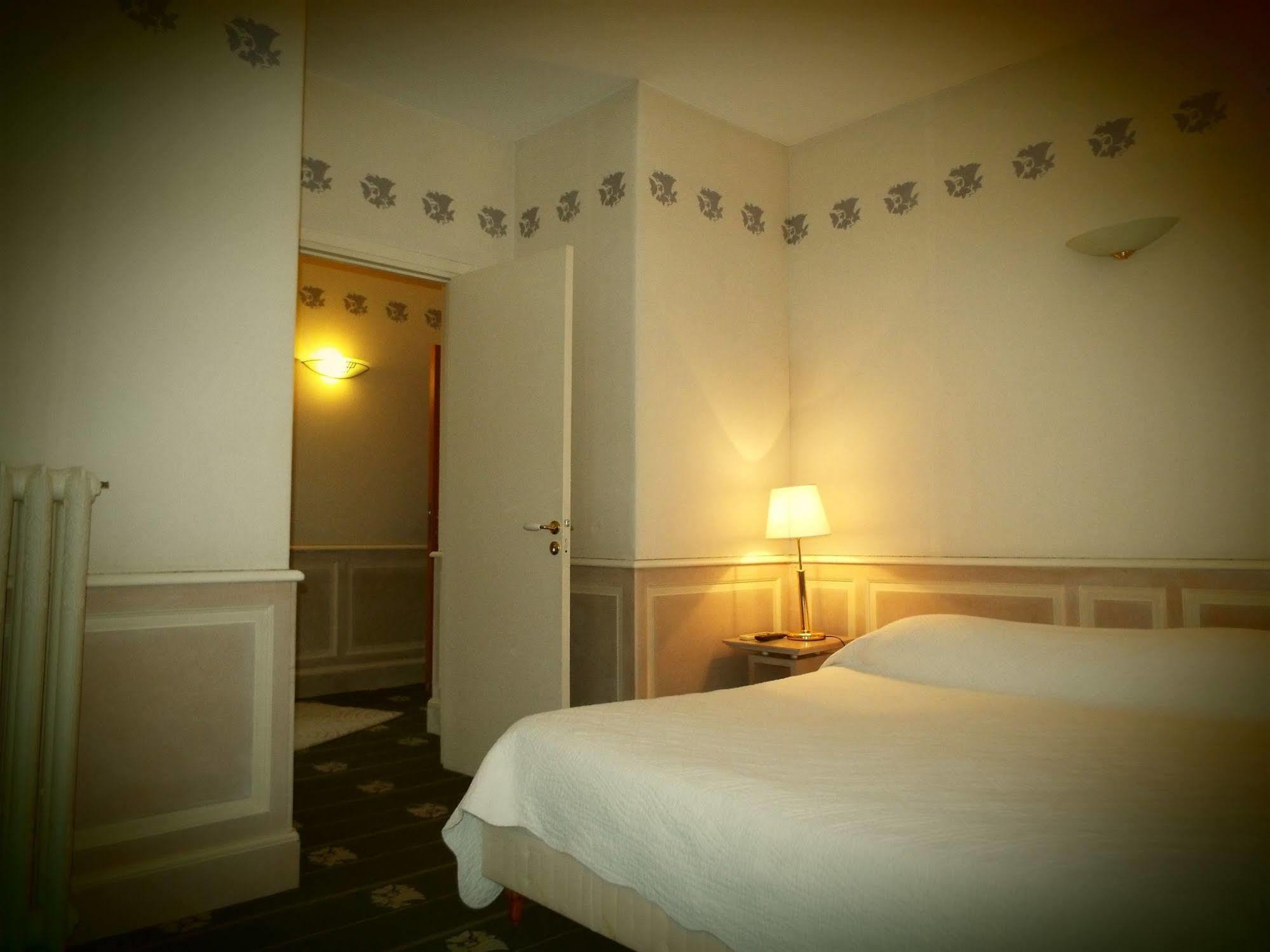 Hotel Terminus 3*